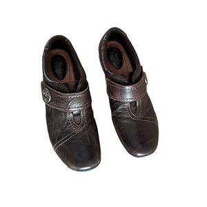 Clarks Artisan Women’s Kessa Betty Brown Shoes Size 7.5 M‎